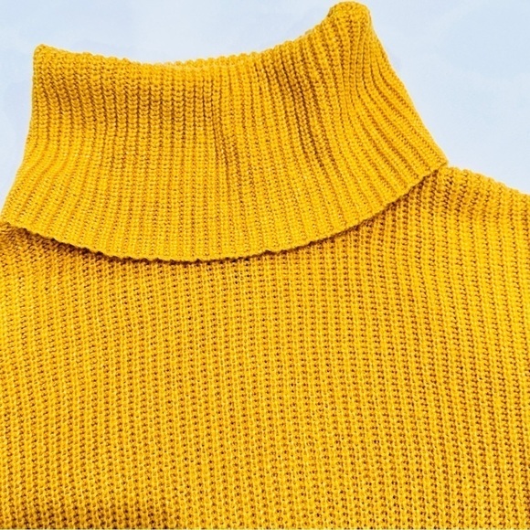 Halogen Mustard Yellow Chunky Turtleneck Sweater - Picture 3 of 8